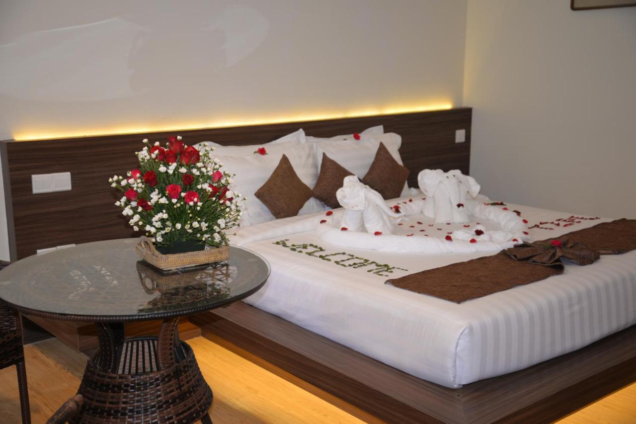 Thazin Palace A Hotel Ngapali Bagian luar foto